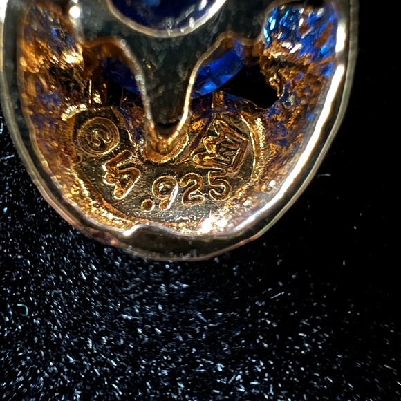 Vintage Gold tone Bird Brooch with dangling hatching egg - Picture 6 of 6